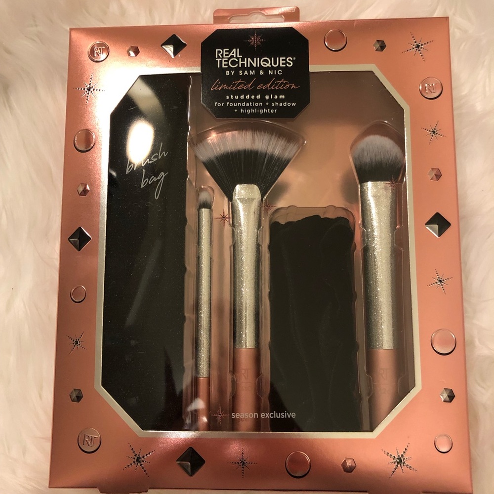 Real Techniques 5 pc Limited edition brush set NEW